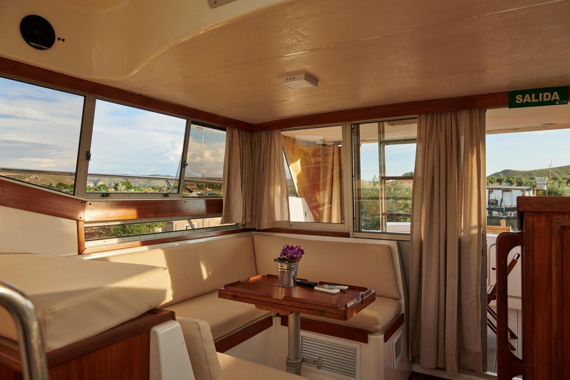 Cuchi-barco Holiday home Morata de Tajuna